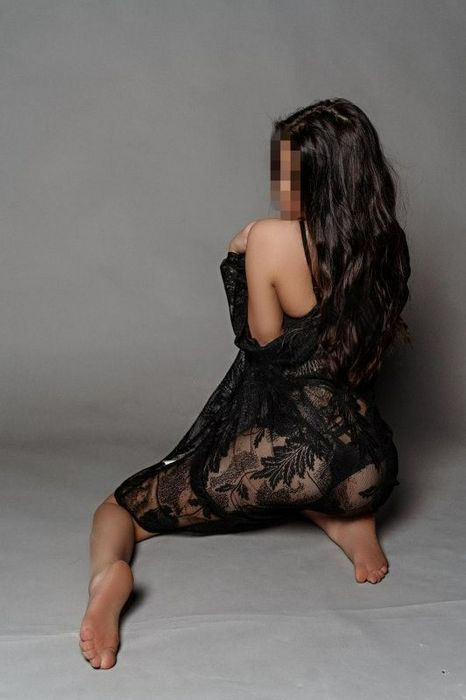 Куртизанке: Исповедь Желаний и Искане Понимания